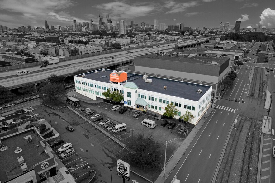 1500 S Christopher Columbus Ave, Philadelphia, PA à vendre - Photo de l’immeuble – Image 1 sur 8