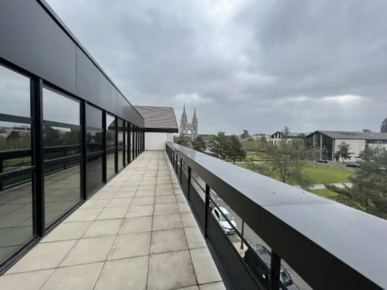 Bureau dans Soissons à louer - Photo de l’immeuble – Image 3 sur 6