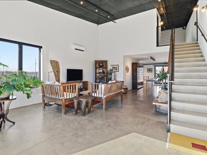 1728 Camino Carlos Rey, Santa Fe, NM à louer - Photo de l’immeuble – Image 2 sur 40