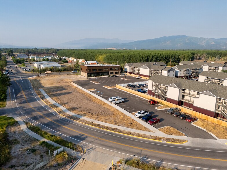 3760 Mullan Rd, Missoula, MT à vendre - Photo de l’immeuble – Image 3 sur 18