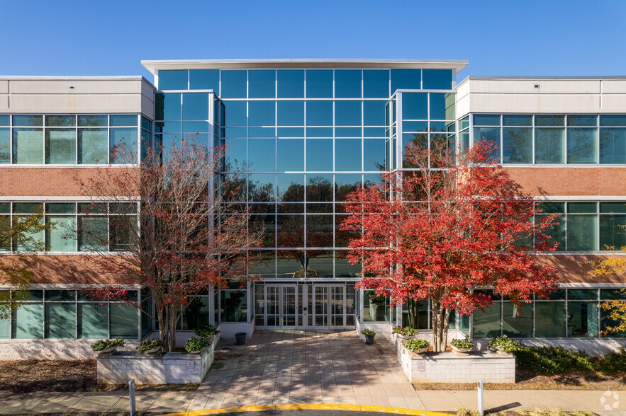 150 Riverside Pky, Fredericksburg, VA à louer - Photo de l’immeuble – Image 1 sur 29