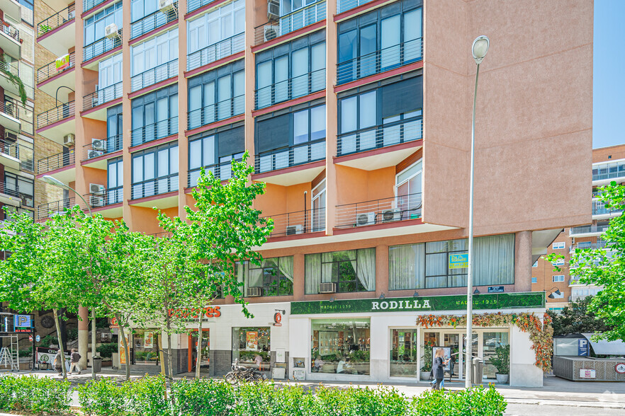 Paseo Castellana, 123, Madrid, Madrid à louer - Photo de l’immeuble – Image 2 sur 2