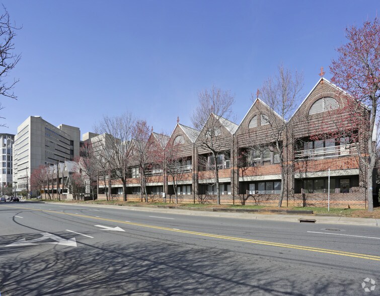 101 N McDowell St, Charlotte, NC à vendre - Photo de l’immeuble – Image 3 sur 3