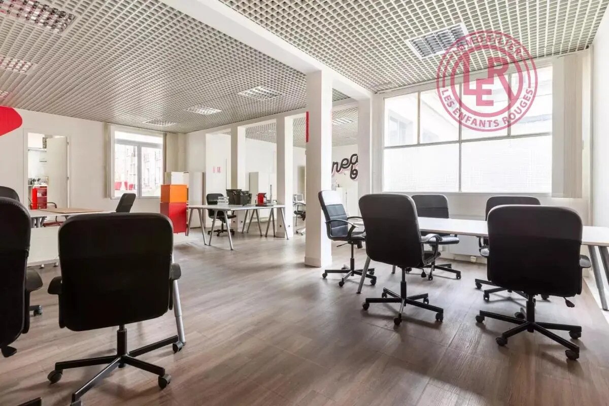 Bureau dans Paris à louer Photo de l’immeuble– Image 1 sur 8