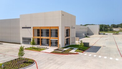 3000 N-IH 35 NB, Georgetown, TX à louer Photo de l’immeuble– Image 1 sur 22