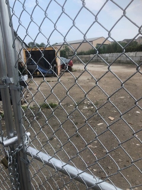 6105 Strickland Ave, Brooklyn, NY à louer Photo principale– Image 1 sur 5