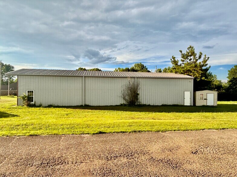 1090 County Road 833, Guntown, MS à vendre - Photo de l’immeuble – Image 2 sur 3