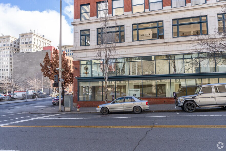 7 S Howard St, Spokane, WA à louer - Photo principale – Image 1 sur 15