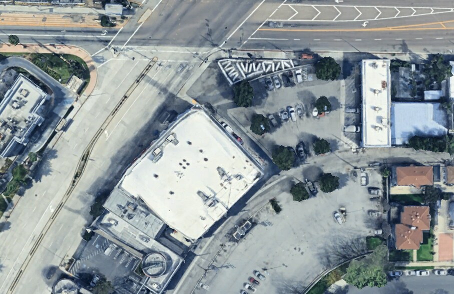 256-258 S Atlantic Blvd, Los Angeles, CA à louer - Photo de l’immeuble – Image 2 sur 2