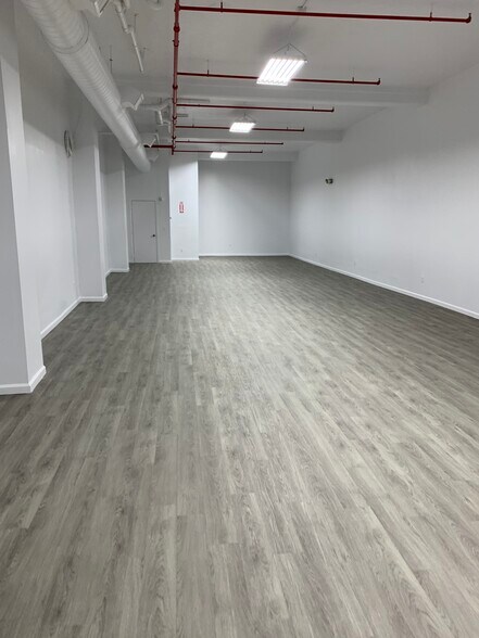 226 New Brunswick Ave, Perth Amboy, NJ à louer - Photo intérieure – Image 2 sur 7
