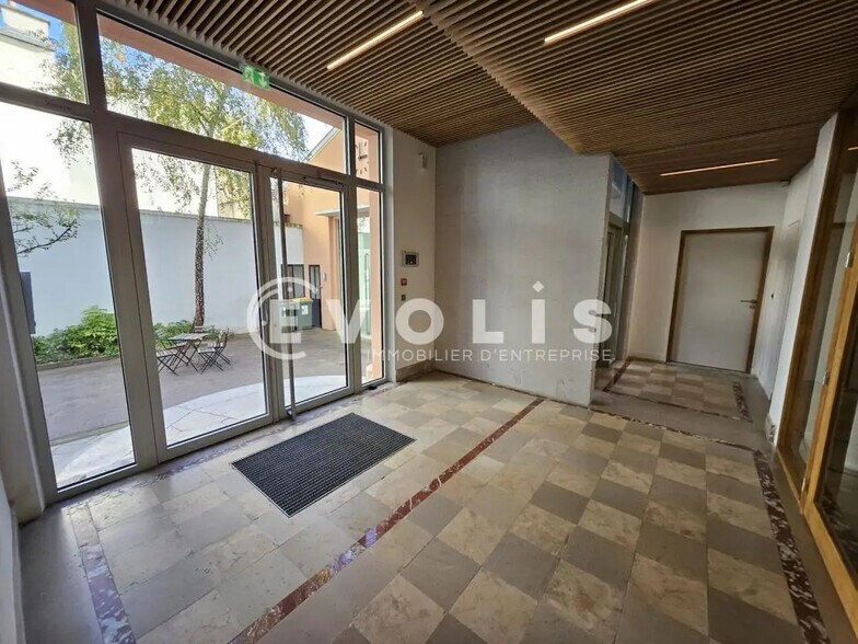 Bureau dans Malakoff à louer - Photo de l’immeuble – Image 3 sur 45