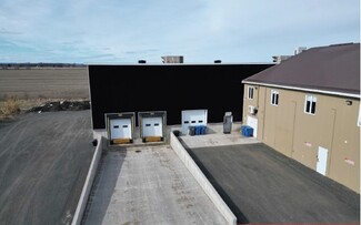 Plus de détails pour 731 Boul Saint-Laurent E, Louiseville, QC - Industriel/Logistique à louer