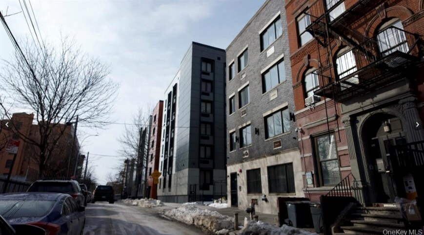 915 Eagle Ave, Bronx, NY à vendre - Photo de l’immeuble – Image 2 sur 12