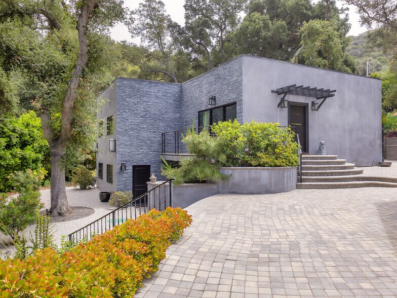 7580 McGroarty Ter, Tujunga, CA à vendre - Photo de l’immeuble – Image 3 sur 74