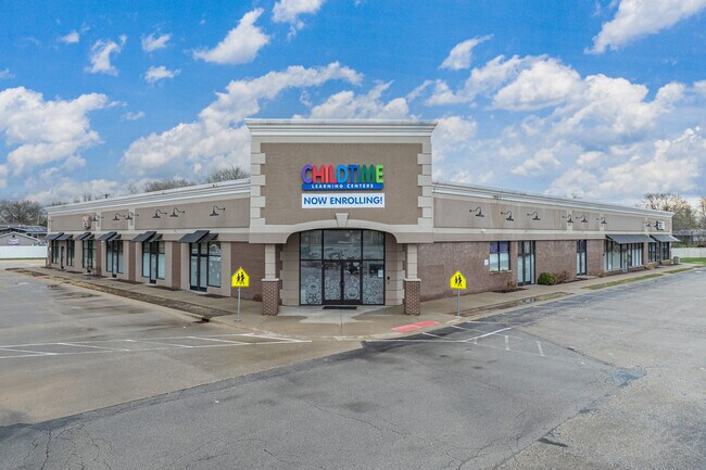 Plus de détails pour 2273 Washington Rd, Washington, IL - Local commercial à vendre