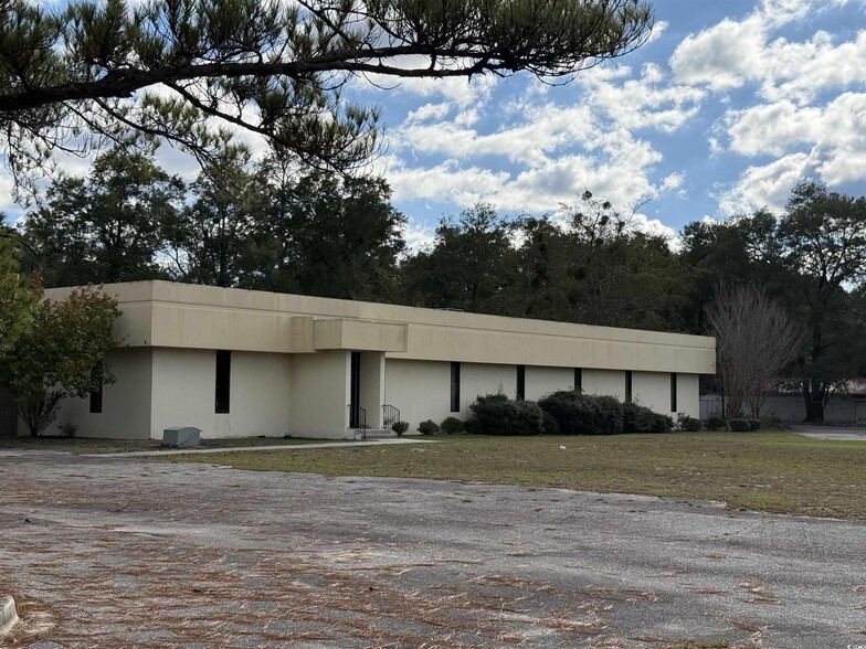 1500 N Longstreet St, Kingstree, SC à vendre - Photo de l’immeuble – Image 3 sur 5