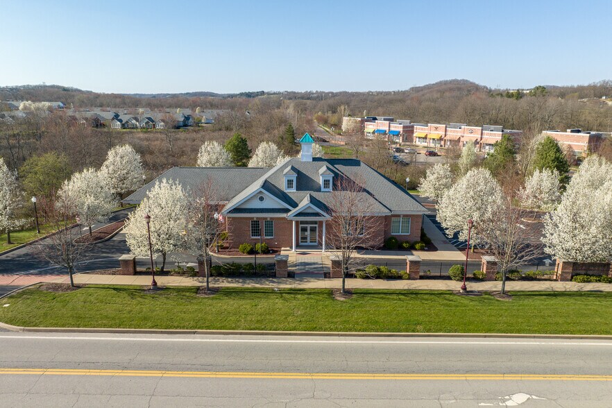 2630 Rochester Rd, Cranberry Township, PA à vendre - Photo de l’immeuble – Image 1 sur 6