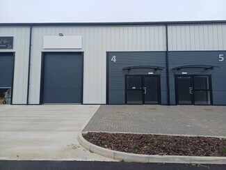 Plus de détails pour 2-5 Eden Way, Yaxley - Industriel/Logistique à louer
