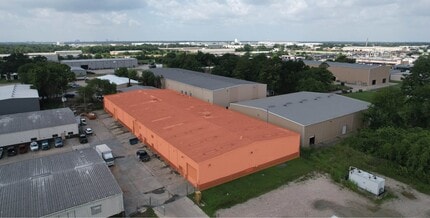 7043 Satsuma Dr, Houston, TX à louer Photo intérieure– Image 2 sur 6