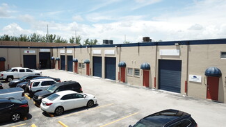 Plus de détails pour 4834-4890 SW 75th Ave, Miami, FL - Industriel/Logistique à louer