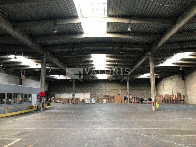 Bureau dans Chassieu à louer - Photo intérieure – Image 3 sur 8