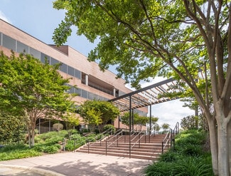 Plus de détails pour 12020 Sunrise Valley Dr, Reston, VA - Bureau à louer