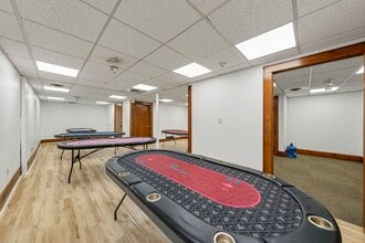 150 W End Ave, Somerville, NJ à louer Photo intérieure– Image 1 sur 18