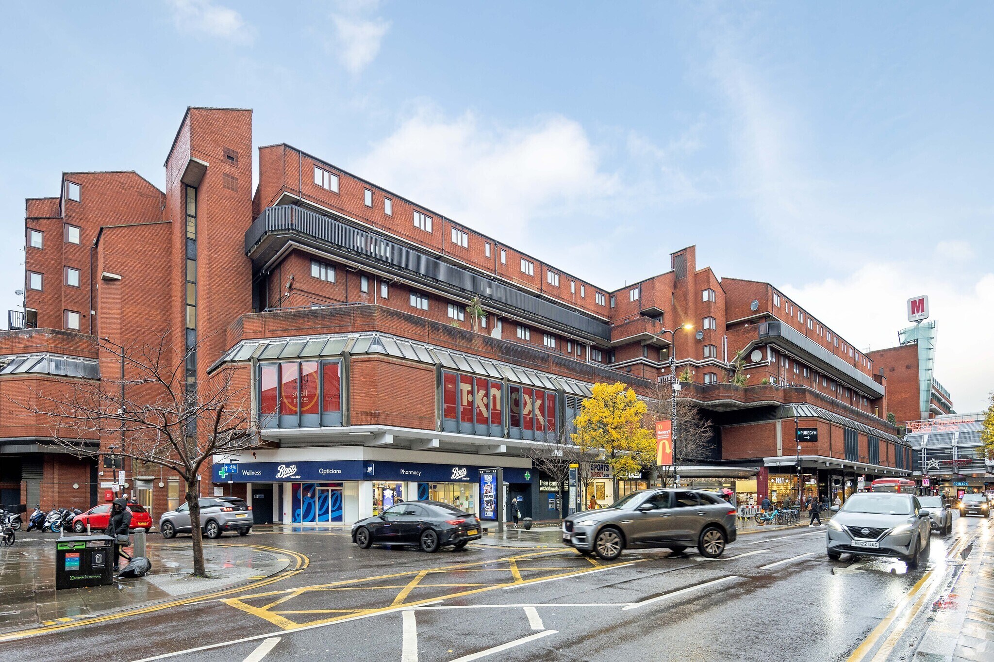 High Rd, Londres à louer Photo principale– Image 1 sur 3