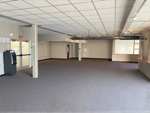 45 Hanover St, Lebanon, NH à louer Photo intérieure– Image 2 sur 5