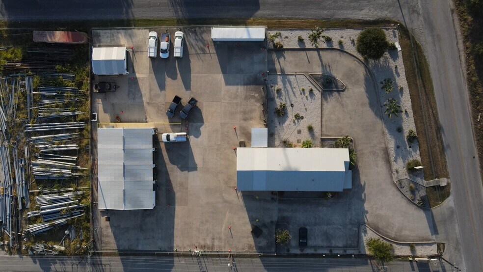 4613 Priem Ln portefeuille de 2 biens à vendre sur LoopNet.fr - Photo de l’immeuble – Image 2 sur 63