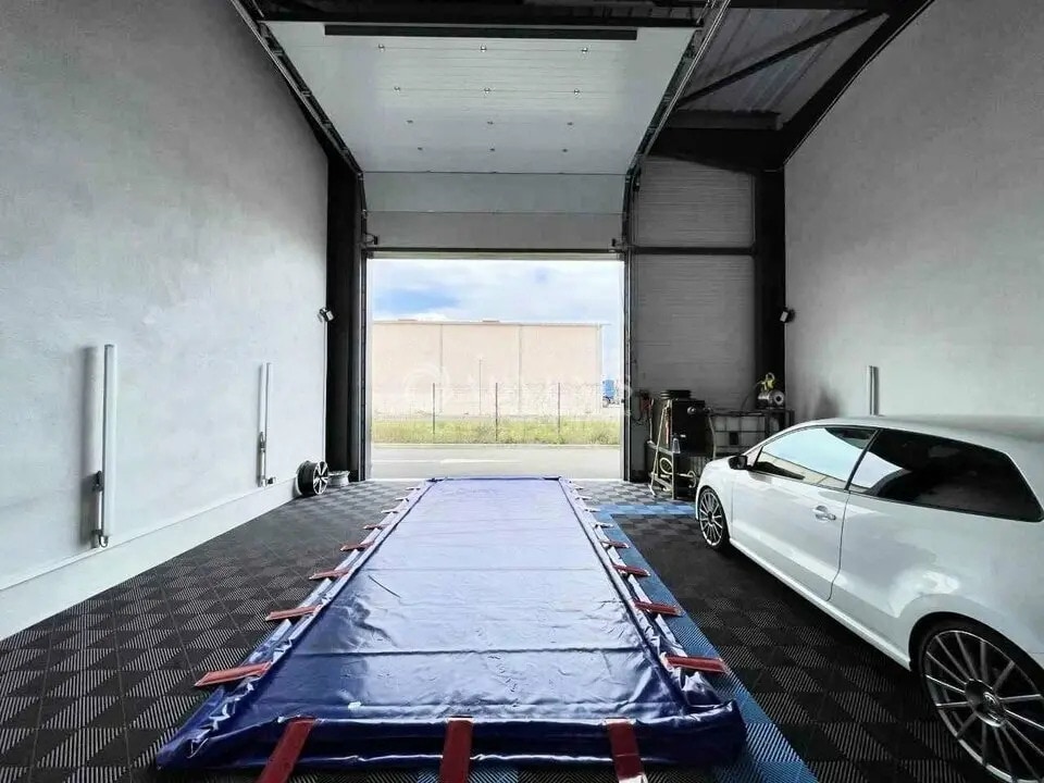 Local d'activités dans Dagneux à vendre Photo intérieure– Image 1 sur 6