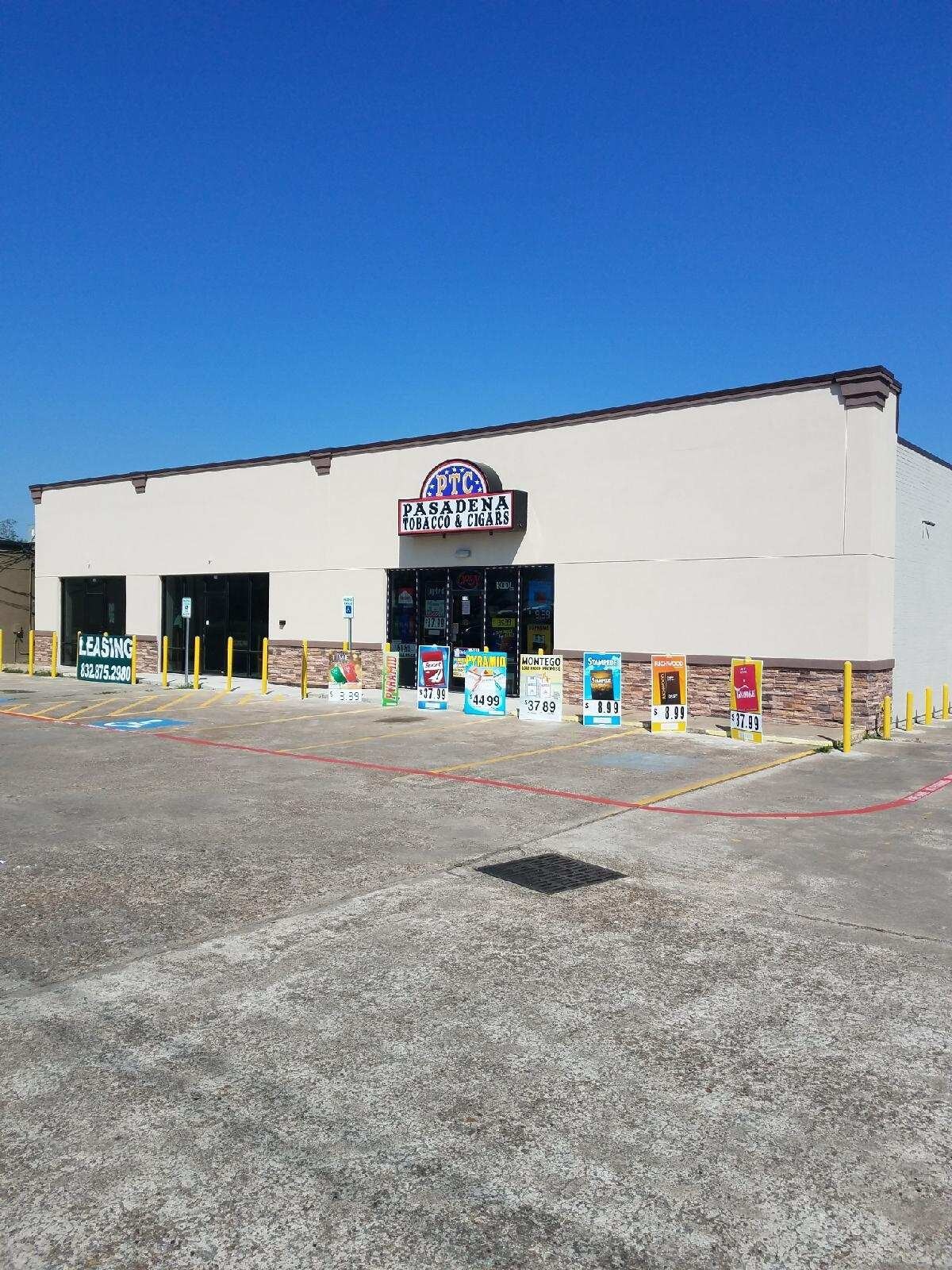 4441 Spencer Hwy, Pasadena, TX à louer Photo de l’immeuble– Image 1 sur 5