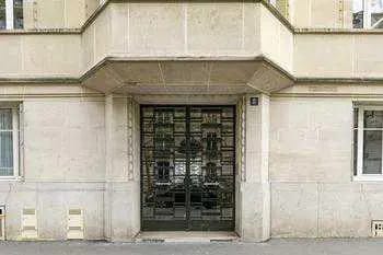 8 Avenue Gourgaud, Paris à vendre - Photo de l’immeuble – Image 2 sur 14