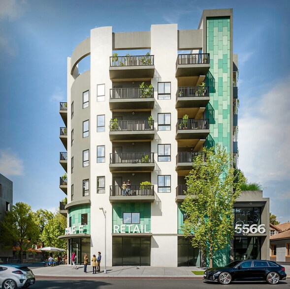 5566 W Pico Blvd, Los Angeles, CA à louer - Photo de l’immeuble – Image 1 sur 3