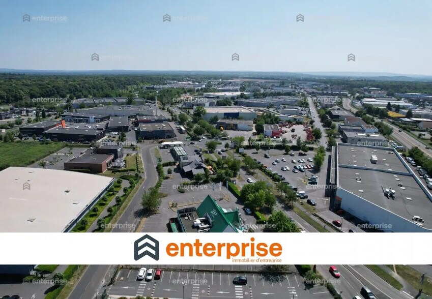 Local commercial dans Saint-Maximin à louer - Aérien – Image 1 sur 1