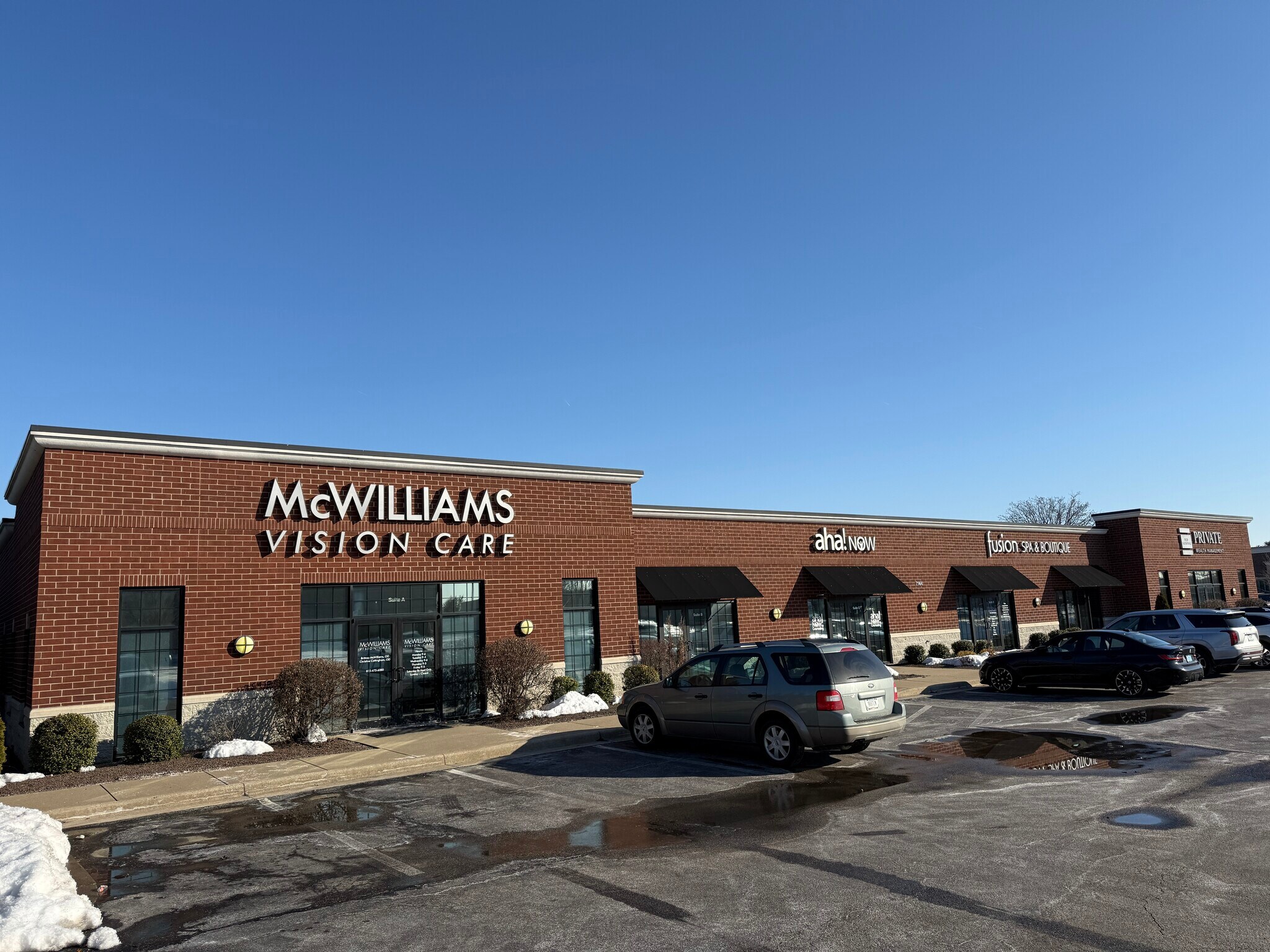 7144 E Virginia St, Evansville, IN à louer Photo principale– Image 1 sur 8