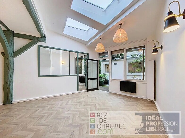 Bureau dans Paris à vendre - Photo de l’immeuble – Image 1 sur 7