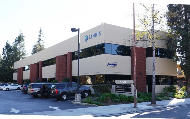 1700 S Winchester Blvd, Campbell, CA à louer - Photo de l’immeuble – Image 3 sur 3