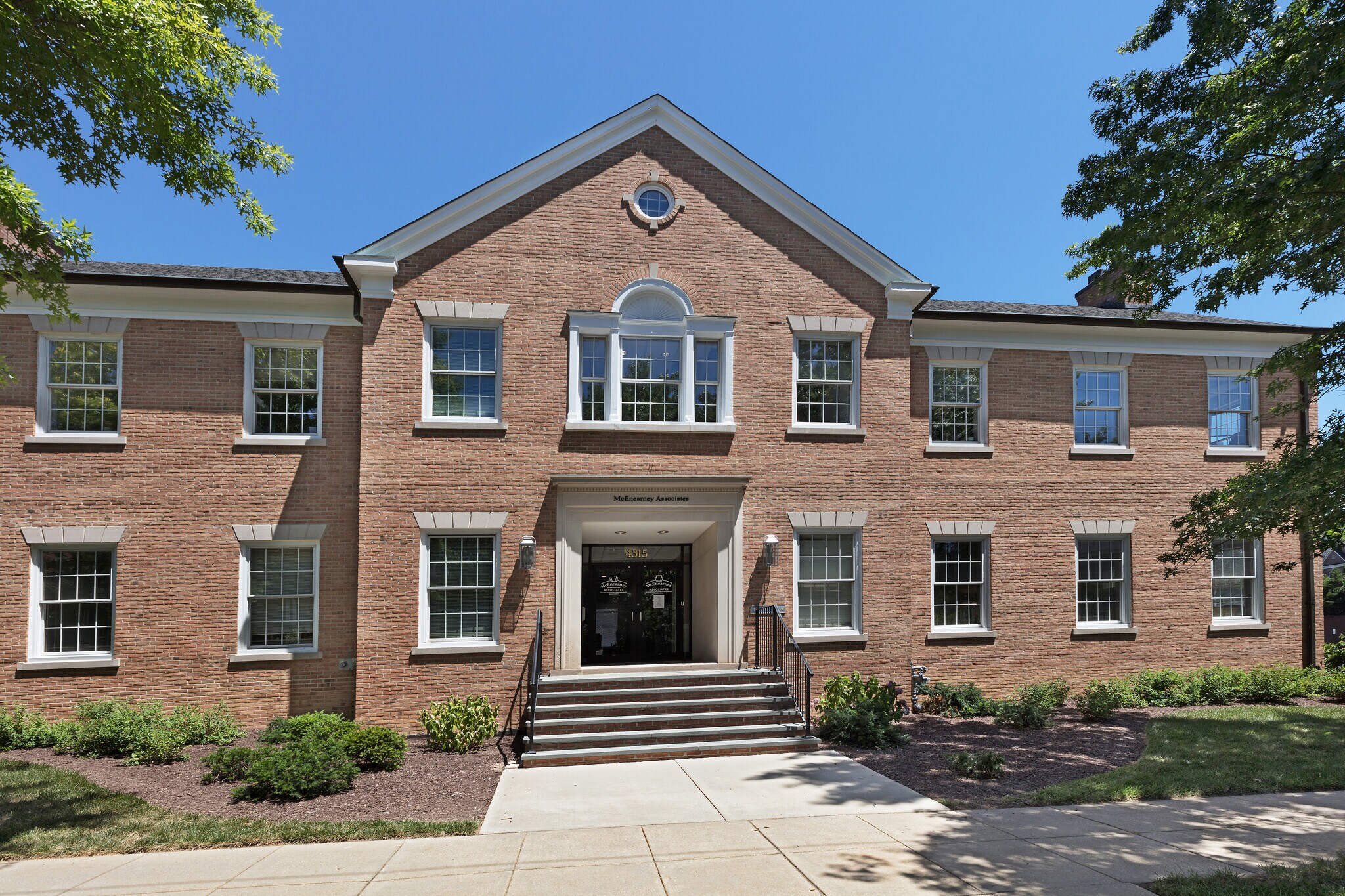 4315 50th St NW, Washington, DC à louer Photo de l’immeuble– Image 1 sur 24