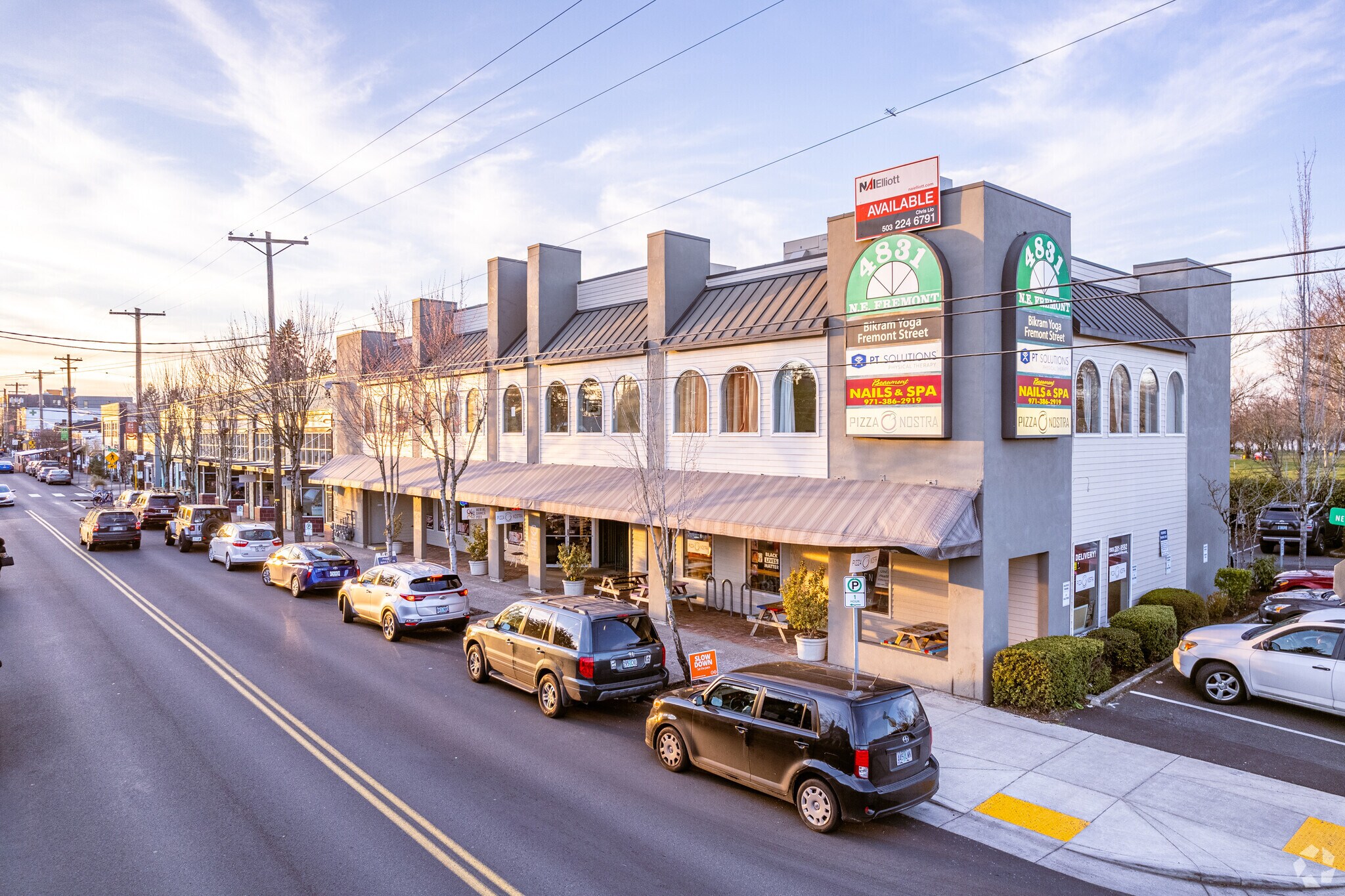 4803-4831 NE Fremont St, Portland, OR à louer Photo principale– Image 1 sur 6