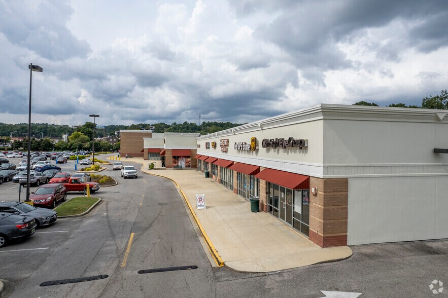 411-437 Green Springs Hwy, Birmingham, AL à louer - Photo principale – Image 1 sur 1
