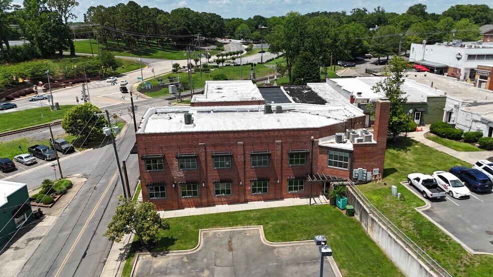 100 Main St, Fort Mill, SC à louer - Photo de l’immeuble – Image 3 sur 9