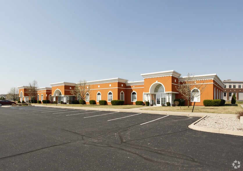 1055 Charter Dr, Flint, MI à vendre - Photo principale – Image 1 sur 2