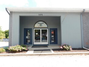 615 Front St, Whitehall, PA à louer Photo intérieure– Image 1 sur 6