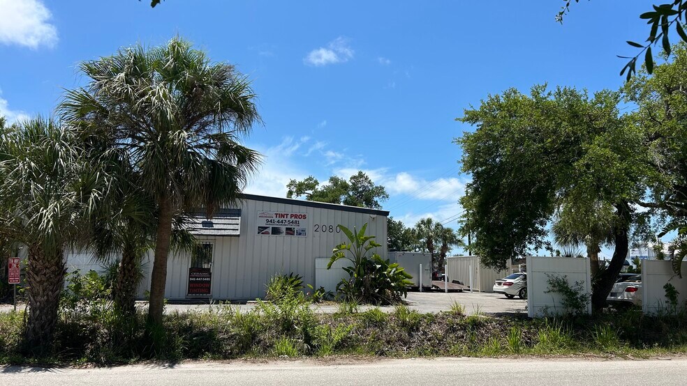 2080 20th St, Sarasota, FL à louer - Photo de l’immeuble – Image 2 sur 5