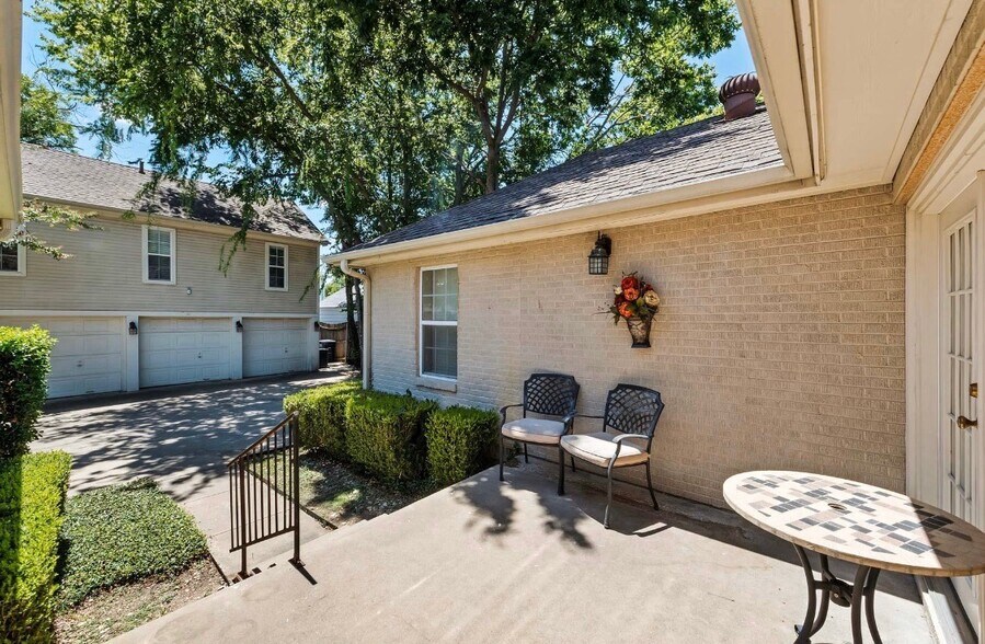 4001 El Campo Avenue portefeuille de 3 biens à vendre sur LoopNet.fr - Photo de l’immeuble – Image 3 sur 11