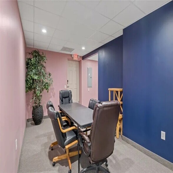 596 E Main St, Batavia, NY à louer - Photo de l’immeuble – Image 3 sur 21