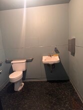 6590 Long Beach Blvd, Long Beach, CA à louer Photo intérieure– Image 2 sur 7