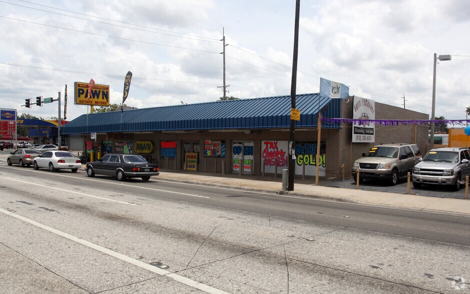 3309 E Hillsborough Ave, Tampa, FL à louer - Photo de l’immeuble – Image 2 sur 2