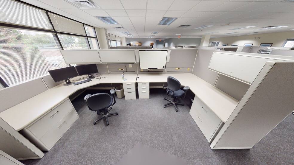 5025 Bradford Dr, Huntsville, AL à louer - Photo intérieure – Image 3 sur 14